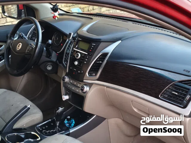 2015 سانغ يونغ كوراندو Standard