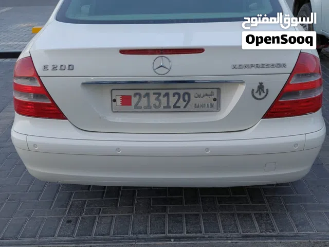 2006 مرسيدس بنز الفئة-E E 200