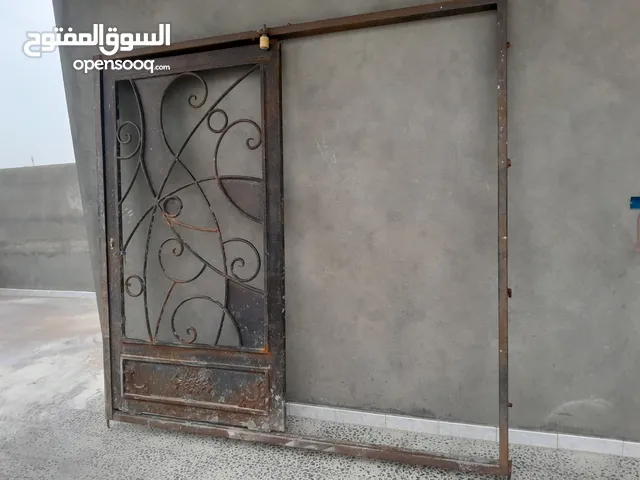 باب حديد سحاب