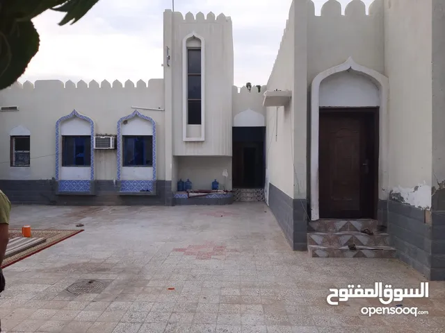 250m2 5 Bedrooms Townhouse for Sale in Muscat Al Maabilah