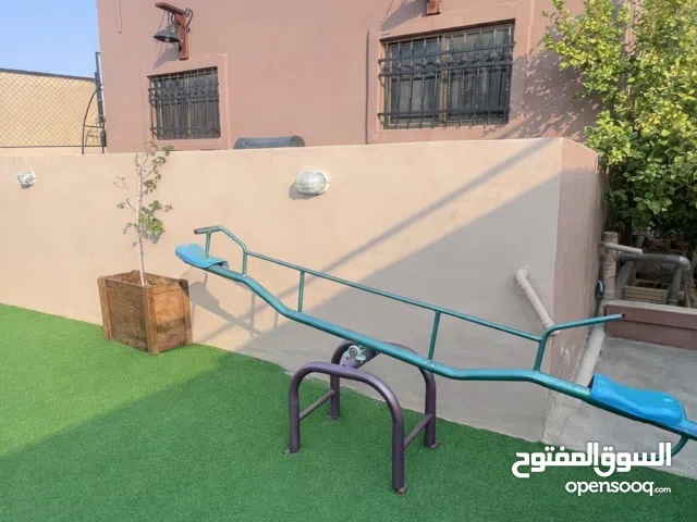 شاليه مميز في ظهرة الرمل للبيع
