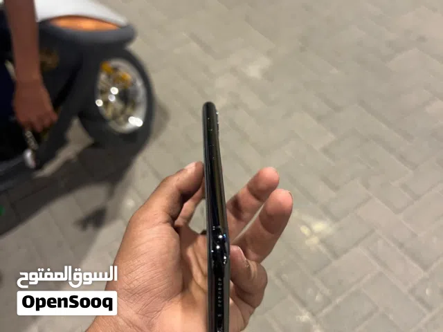 Apple iPhone 11 Pro Max 256 GB in Basra