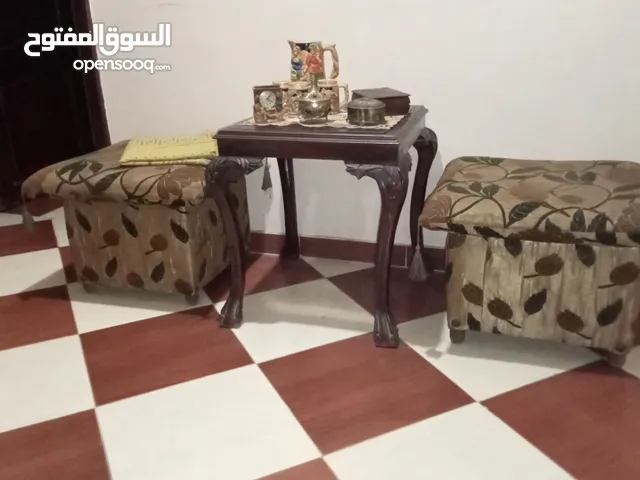 عدد 2 بوف + ترابيزة خشب زان