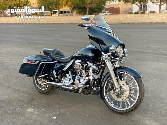 Harley Davidson Street Glide Special 2015 in Al Dakhiliya