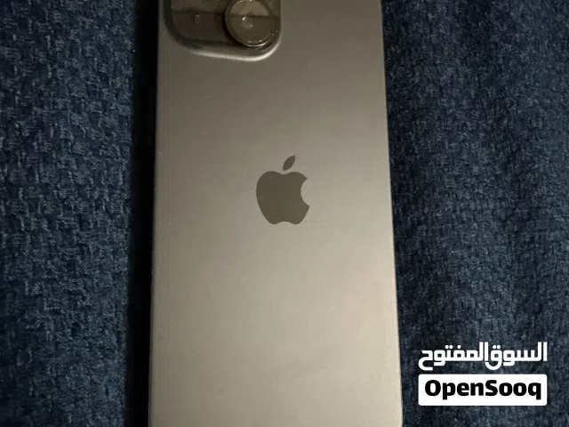 ايفون 15 128 قيقا استعمال سنة فقط