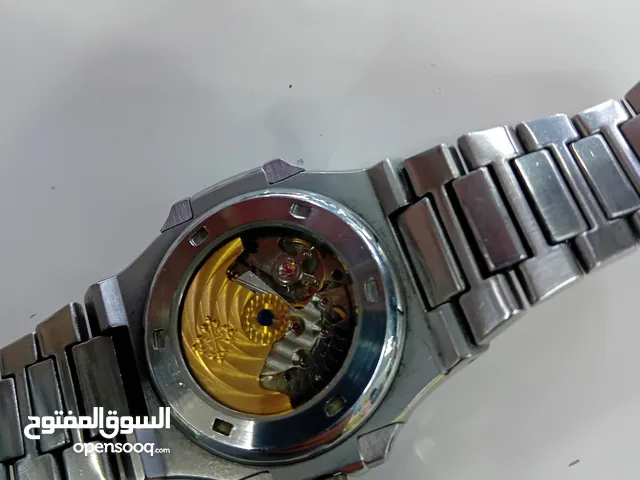 ساعا ماركة للبيع مستعملة