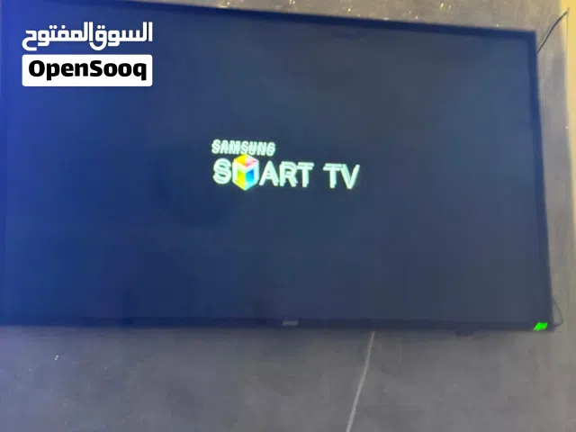 اربد  شاشه 55 بوصه نوع سامسونج فل سمارت  احدث اصدار 2025 رسيفر داخلي 4K ناطق صوتي تحكم عن بعد  جوجل