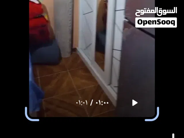 شقه للبيع بمدينه الحرفيين نهاية شارع مدرسة ومستشفى جوهار