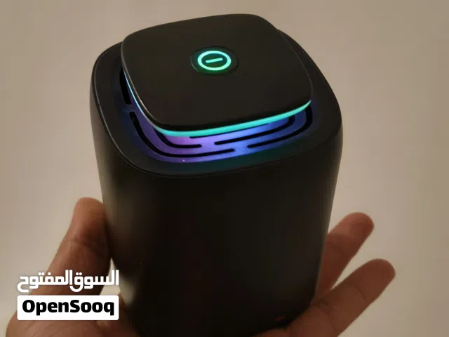 سبيكر بلوتوث من شركة هواوي (Huawei).
