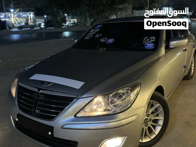 2010 جينيسيس اخرى
