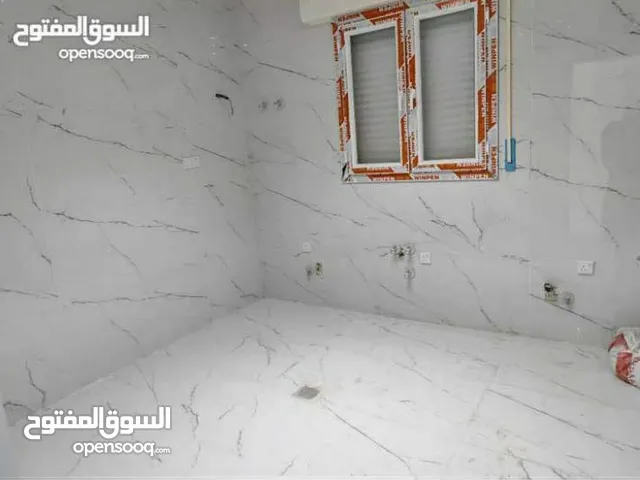 300 m2 3 Bedrooms Apartments for Sale in Benghazi Al-Sayeda A'esha
