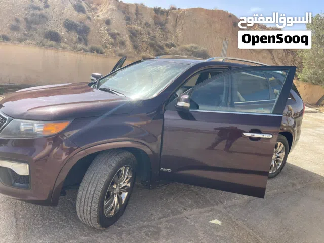 Used Kia Sorento in Tripoli
