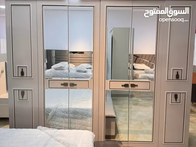 دار نوم فردية مستعملة للبيع