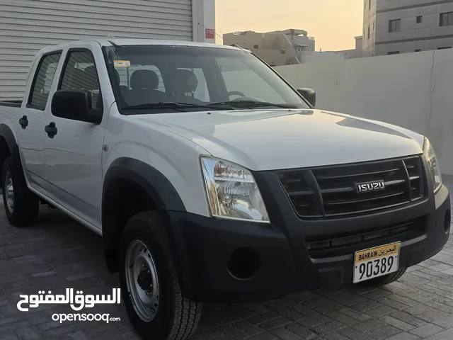 Isuzu pickup 2102