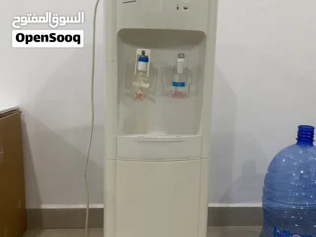 للبيع براد ماي ماركة ونسا نظيف جداً