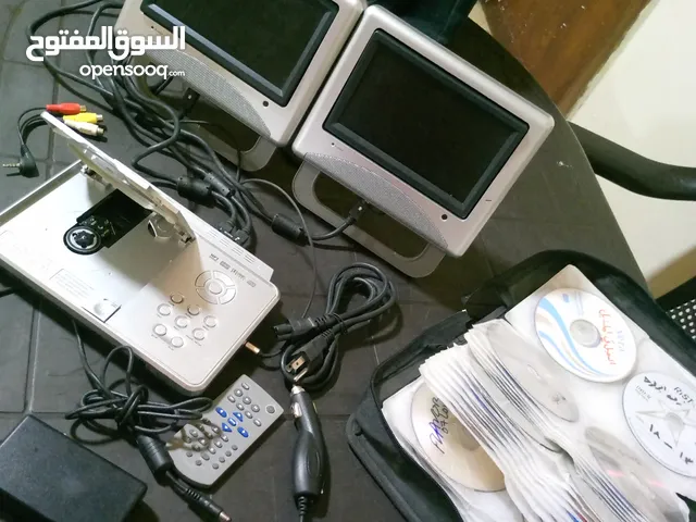 *شاشات ومشغل DVD