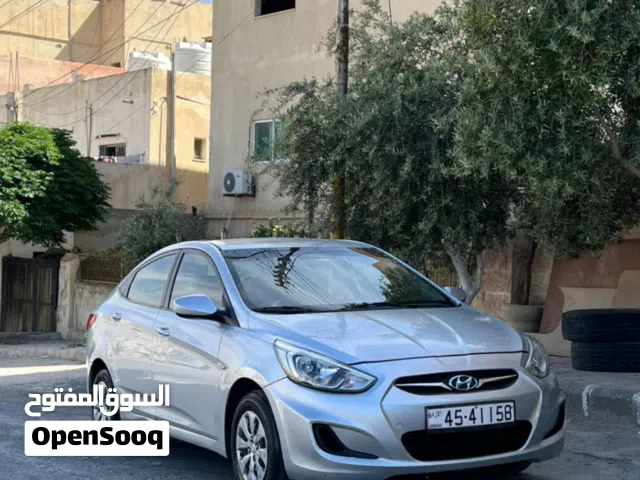 2017 هيونداي اكسنت GLS