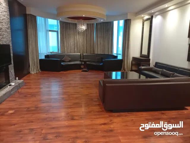 150 m2 2 Bedrooms Apartments for Rent in Manama Juffair