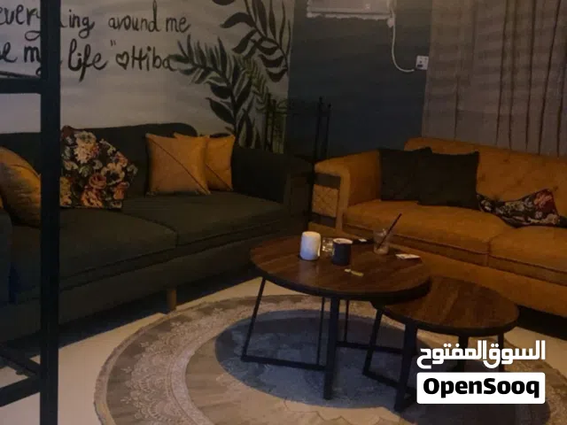 للبيع طقم كنب مع كونتر كافية