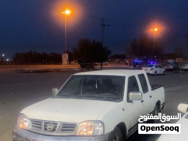 2008 نيسان اخرى