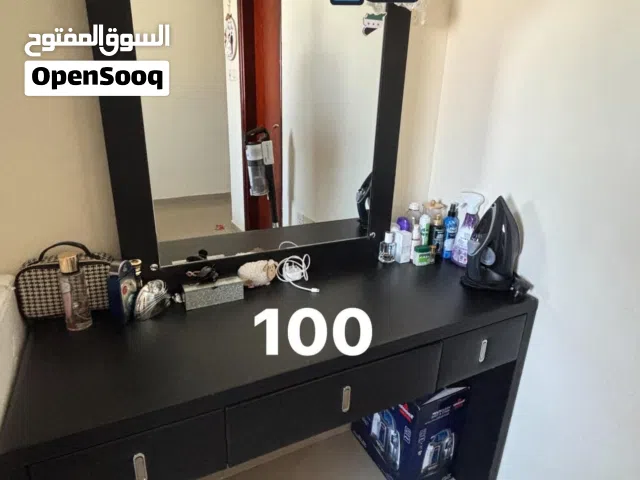 Furniture  - سرير وتسريحة