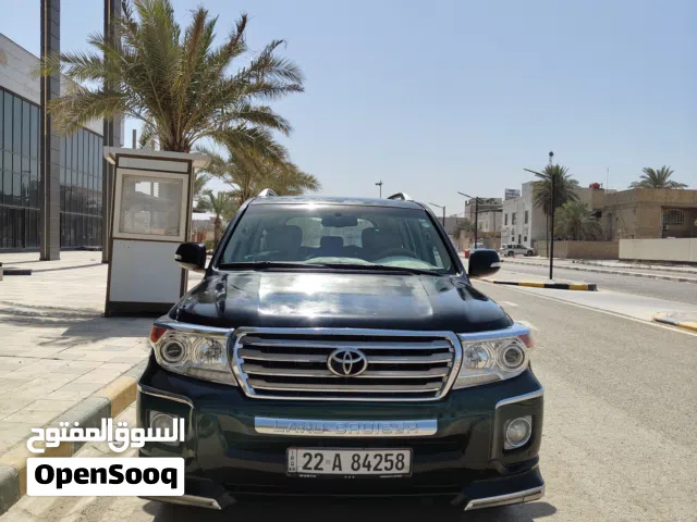 تويتا لاندكروز مديل 15 مكفولة نظيفة للبيع
