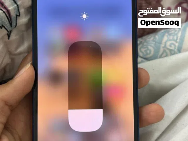 ايفون 12 العادي ما مبطل بحاله ممتازه