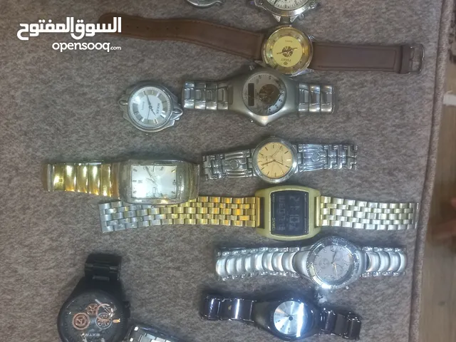 مجموعة ساعات اصليه في منها قديم وفي جديد الساعات بصلاة على النبي ماركات لعب للبيع ‎كامل
