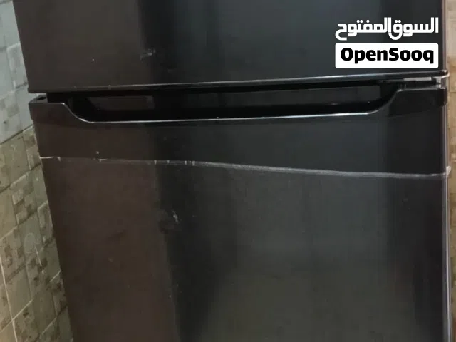 ثلاجة استعمال 7 أشهر فقط مازالت تحت الضمان