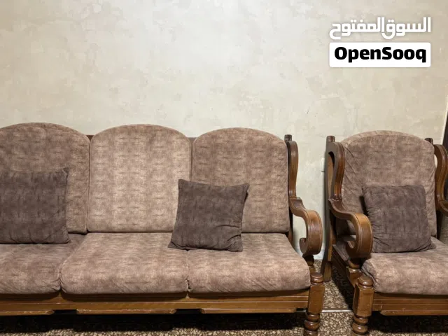 طقم كورنر خشب أصلي بحالة ممتازة للبيع