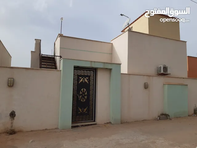 منزل في طريق المشتل ناحية الشيل الجديد الشارع اللي قبله
