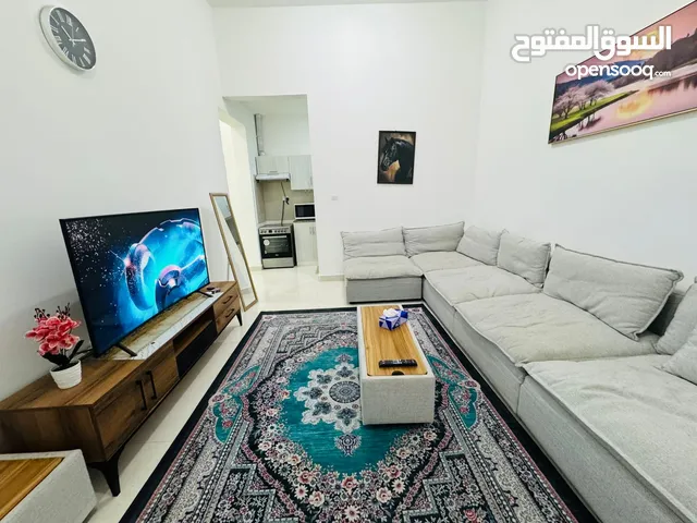 شقه مفروشه للايجار ف مدينه الرياض غرفه وصاله