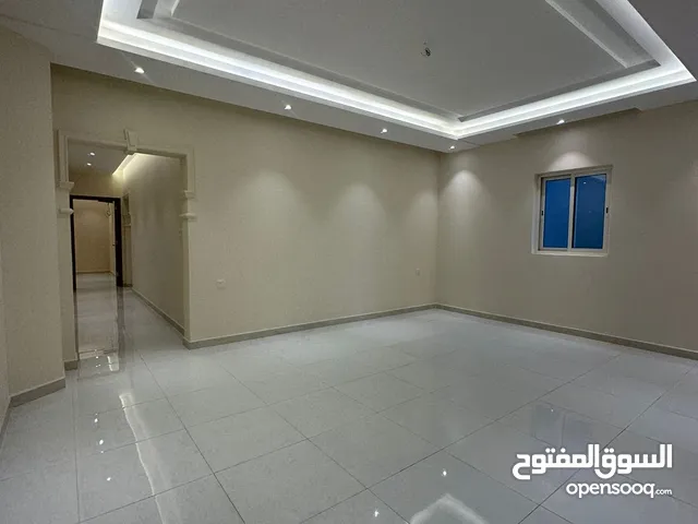 الرياض حي الملقا شقة ثلث غرف للإيجار