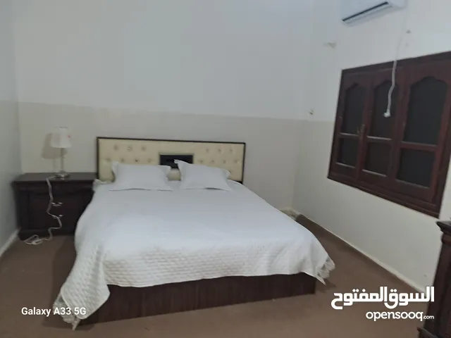 300 m2 2 Bedrooms Townhouse for Rent in Tripoli Janzour