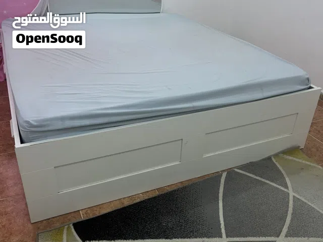 اثاث نظيف جدا من ايكيا