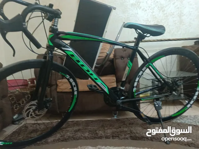 بسكليت سباق وارد فرنسا بحاله الوكاله استخدام يومين