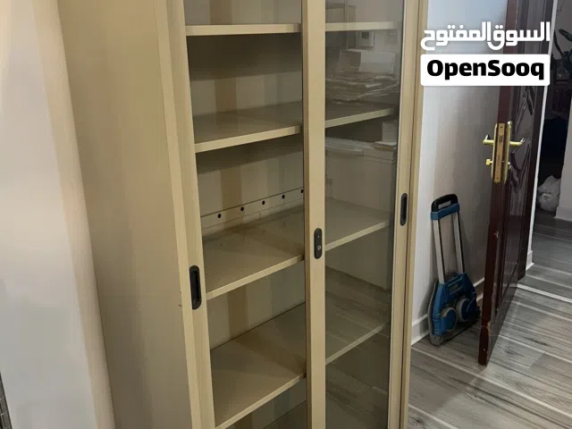 للبيع خزانه حديد ارفف