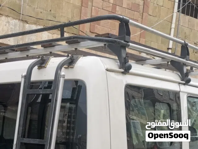 للبيع شبك باص ديهاتسو