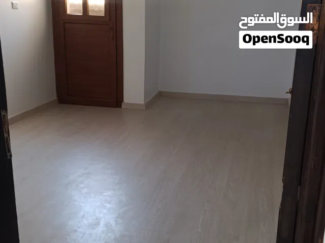 مكتب للايجار في رئيسي الفرناج فجنب كوبري الدائري التالت1800