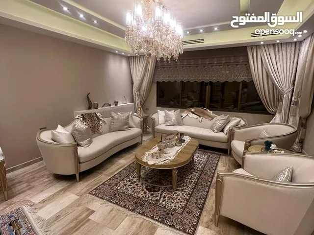 260m2 4 Bedrooms Apartments for Sale in Amman Deir Ghbar