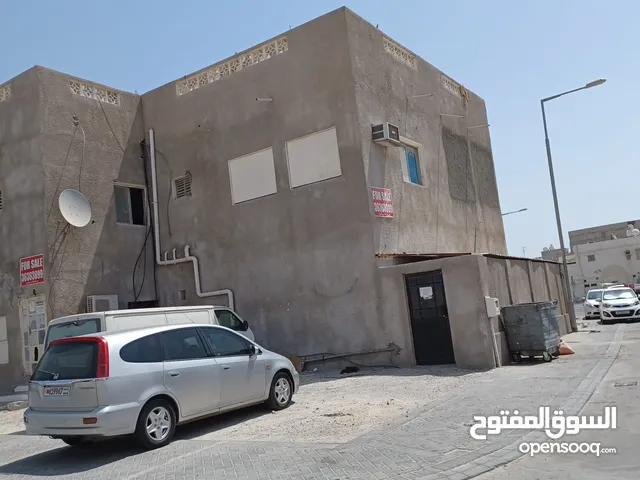 338 m2 4 Bedrooms Townhouse for Sale in Central Governorate Isa Town