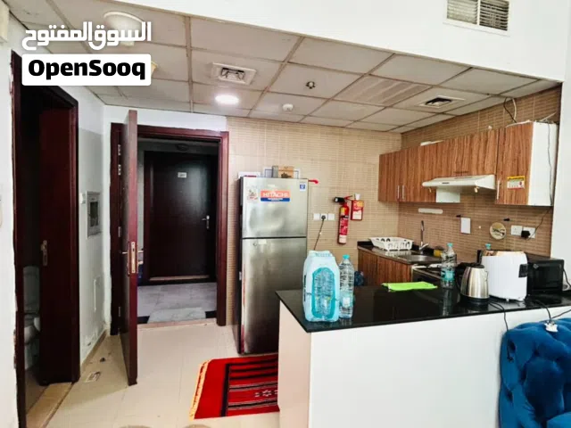 غرفه وصاله ابراج السيتي تاور النعيميه 3 ايجار سنوى بعجمان