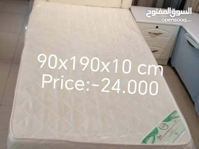 سرير ديفان مع مرتبة طبية 10 سم Divan bed with 10cm medical mattress
