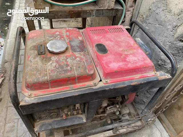 مولدة كهربائيه