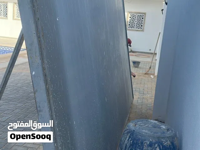 باب سحاب 4 في 2.20 مكان عين زارة