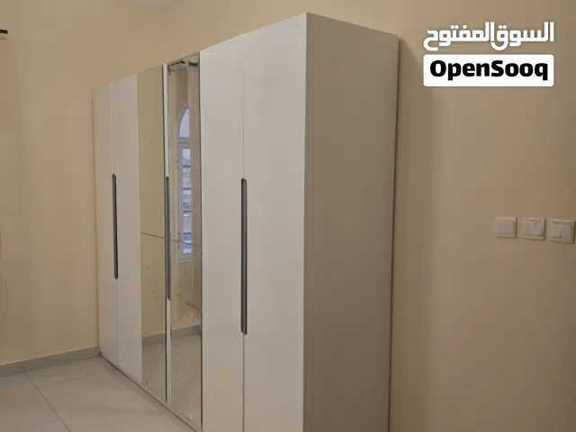6 door modern wardrobe with mirror- excellent condition