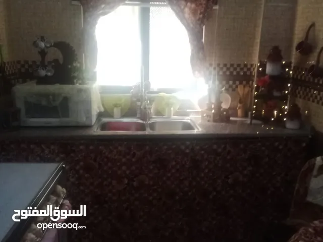 120 m2 4 Bedrooms Townhouse for Sale in Zarqa Hettin Camp