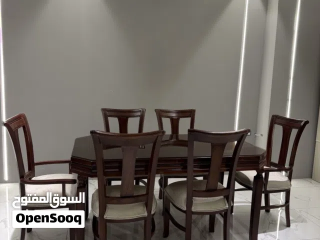 طاولة سفرة  بسعر مغري