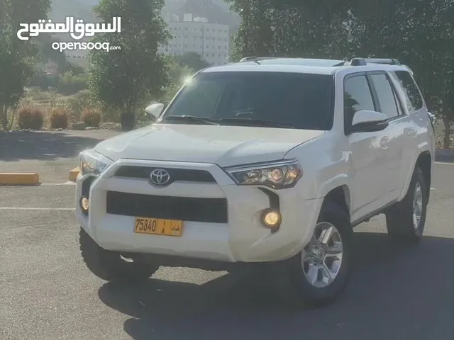 Used Toyota 4 Runner in Al Dakhiliya
