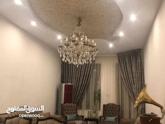 160 m2 More than 6 bedrooms Townhouse for Sale in Baghdad Yarmouk
